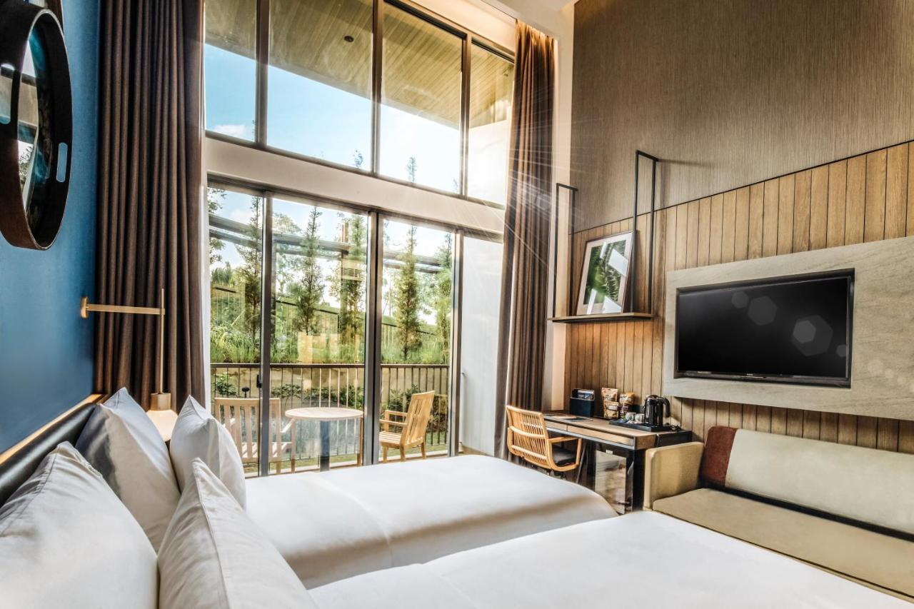 The Botanica Sanctuary Hotel Puncak Exterior foto Deluxe Room
